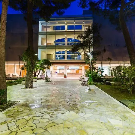 Zafiro Alzina Mar (adults Only) ホテル